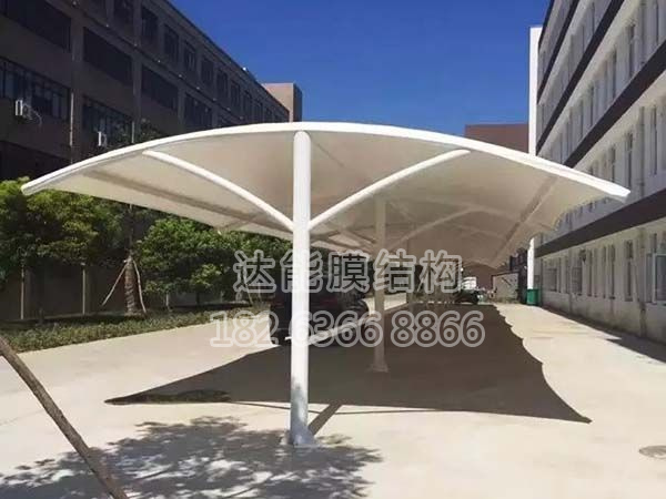 膜結(jié)構(gòu)車(chē)棚
