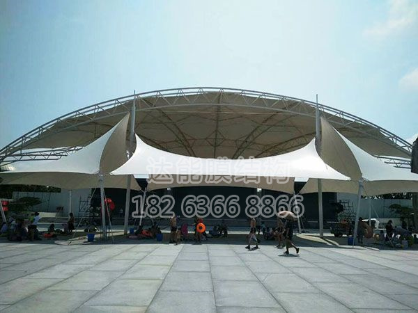 膜結(jié)構(gòu)廣場(chǎng)景觀